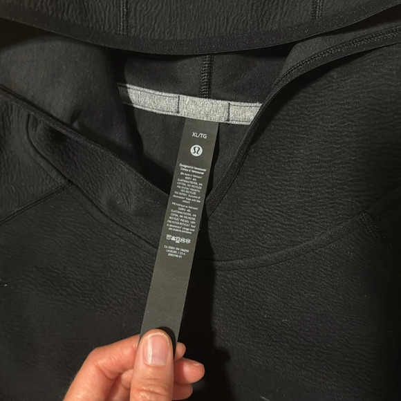 Lululemon Textured Spacer Pullover Hoodie
DESIGNED FOR CASUAL - Picture 6 of 8